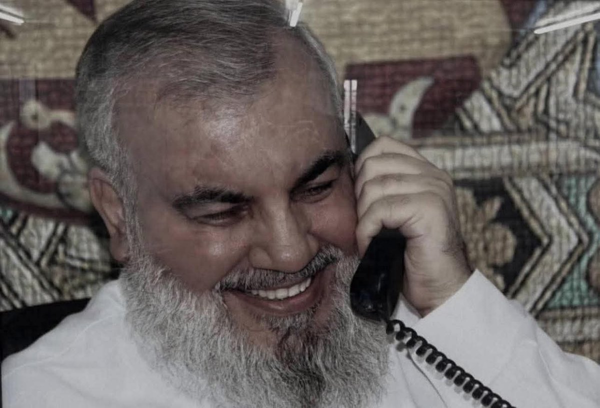 يلي بحب السيد حسن نصرالله يحط قلب أصفر💛 #شهيدنا_الاقدس
