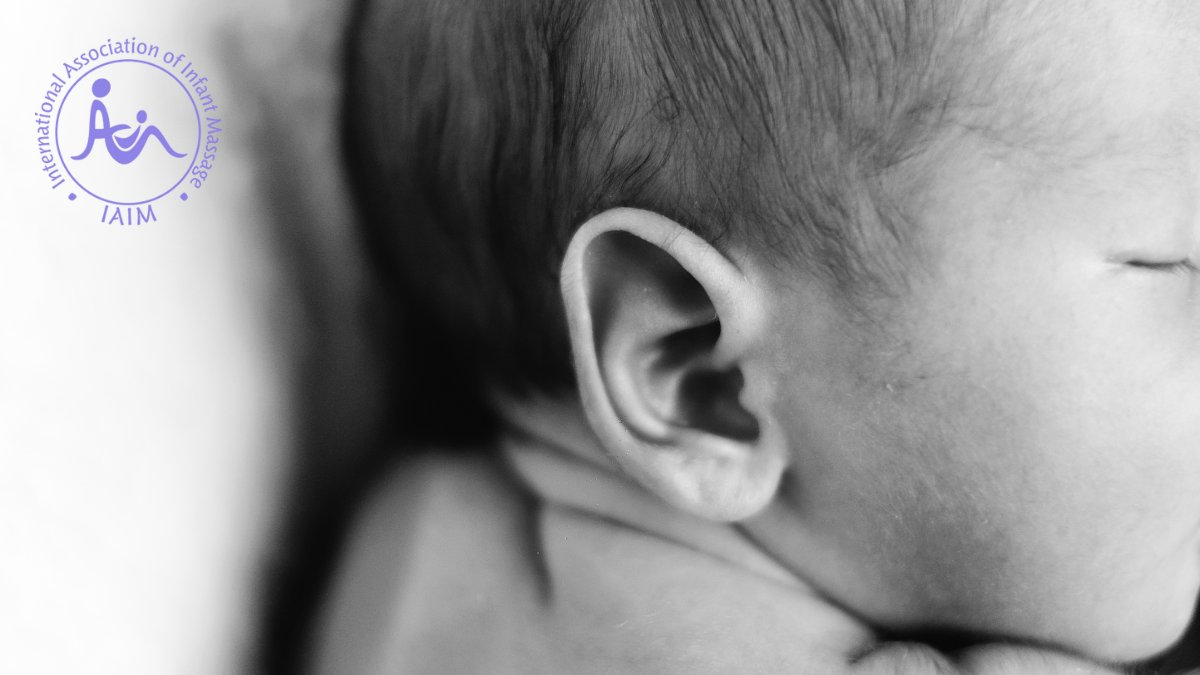 _infantmassage's tweet photo. Baby massage is more than technique
Baby massage isn’t about doing it “right”—it’s about being present. Your baby knows your touch. That’s where true connection begins. 💛 #InfantMassage #TouchMatters https://t.co/vhiAy51ONt