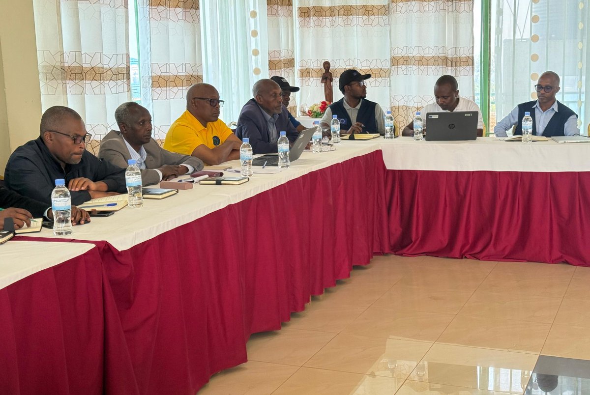 AVSI Rwanda (@avsirwanda) on Twitter photo #AVSIRwanda hosted a coordination meeting in <a href="/GicumbiDistrict/">Gicumbi District</a> from July 22nd–23rd to assess #KungaharaMuhinzi 🌱. 1,700+ farmers reached. Vice Mayor <a href="/parfaiteuwera/">UWERA Parfaite</a> called the impact “remarkable.”
With <a href="/careintnet/">careinternational</a>, @DUHAMICADRI, <a href="/agrifop/">AGRIFOP</a>. #AVSIRwanda hosted a coordination meeting in <a href="/GicumbiDistrict/">Gicumbi District</a> from July 22nd–23rd to assess #KungaharaMuhinzi 🌱. 1,700+ farmers reached. Vice Mayor <a href="/parfaiteuwera/">UWERA Parfaite</a> called the impact “remarkable.”
With <a href="/careintnet/">careinternational</a>, @DUHAMICADRI, <a href="/agrifop/">AGRIFOP</a>.