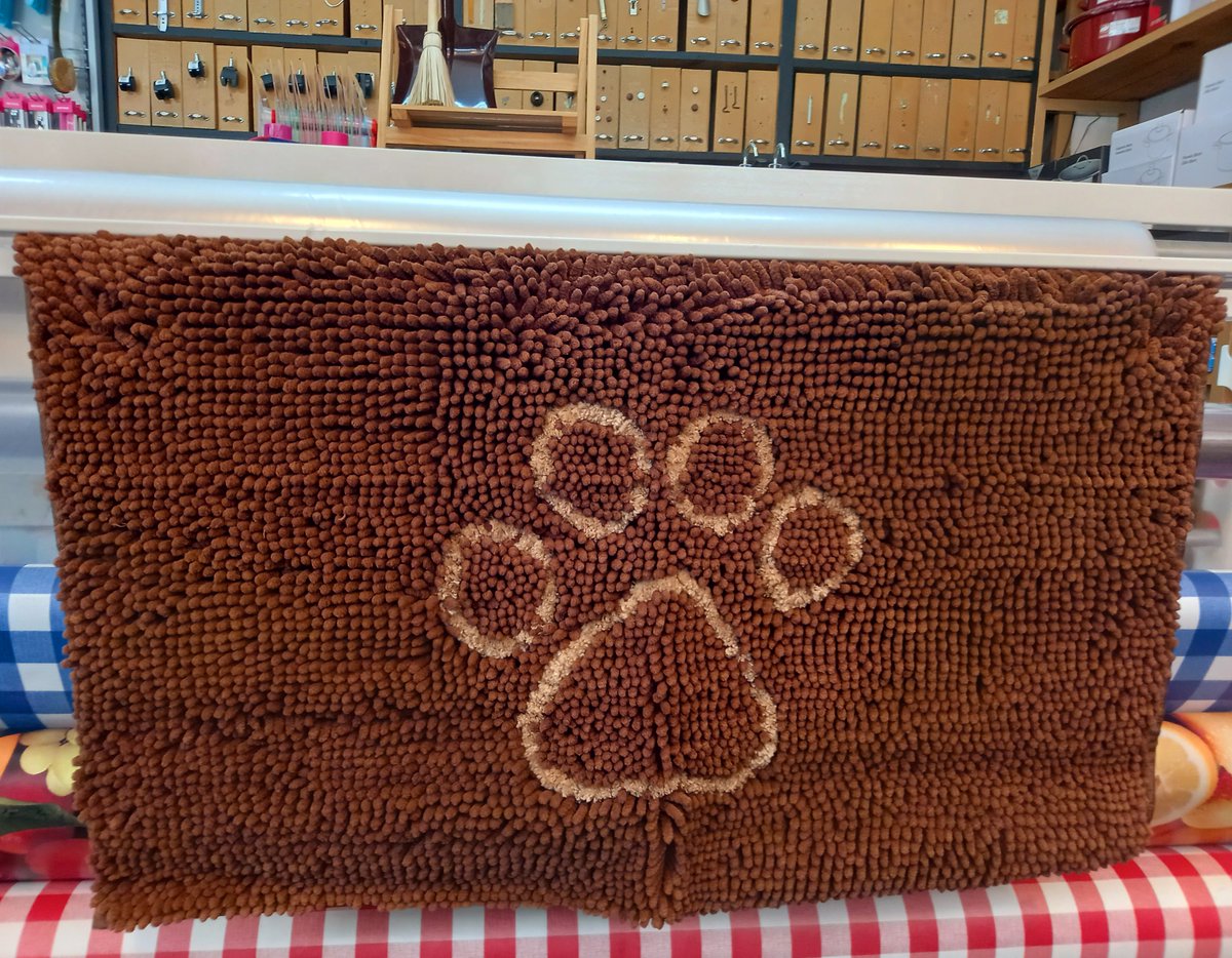 🥁 Aquí tenéis el regalo que aporta <a href="/popetmascotas/">Popetmascotas</a> para nuestro Sorteo de Aniversario 🎂
➡️Alfombra antideslizante y absorbente de agua, barro y suciedad. 
✅Ideal para la limpieza de las patas de los peludos del hogar.🐕🐈🚶‍♂️
Seguimos sumando regalos. 🎁
Seguid participando. 🔩