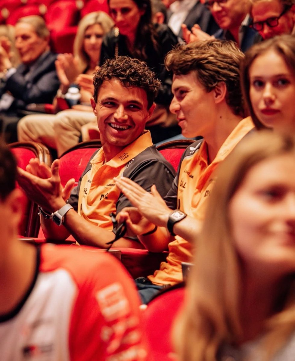 fourpiastri's tweet image. heart eyes lando norris - a thread