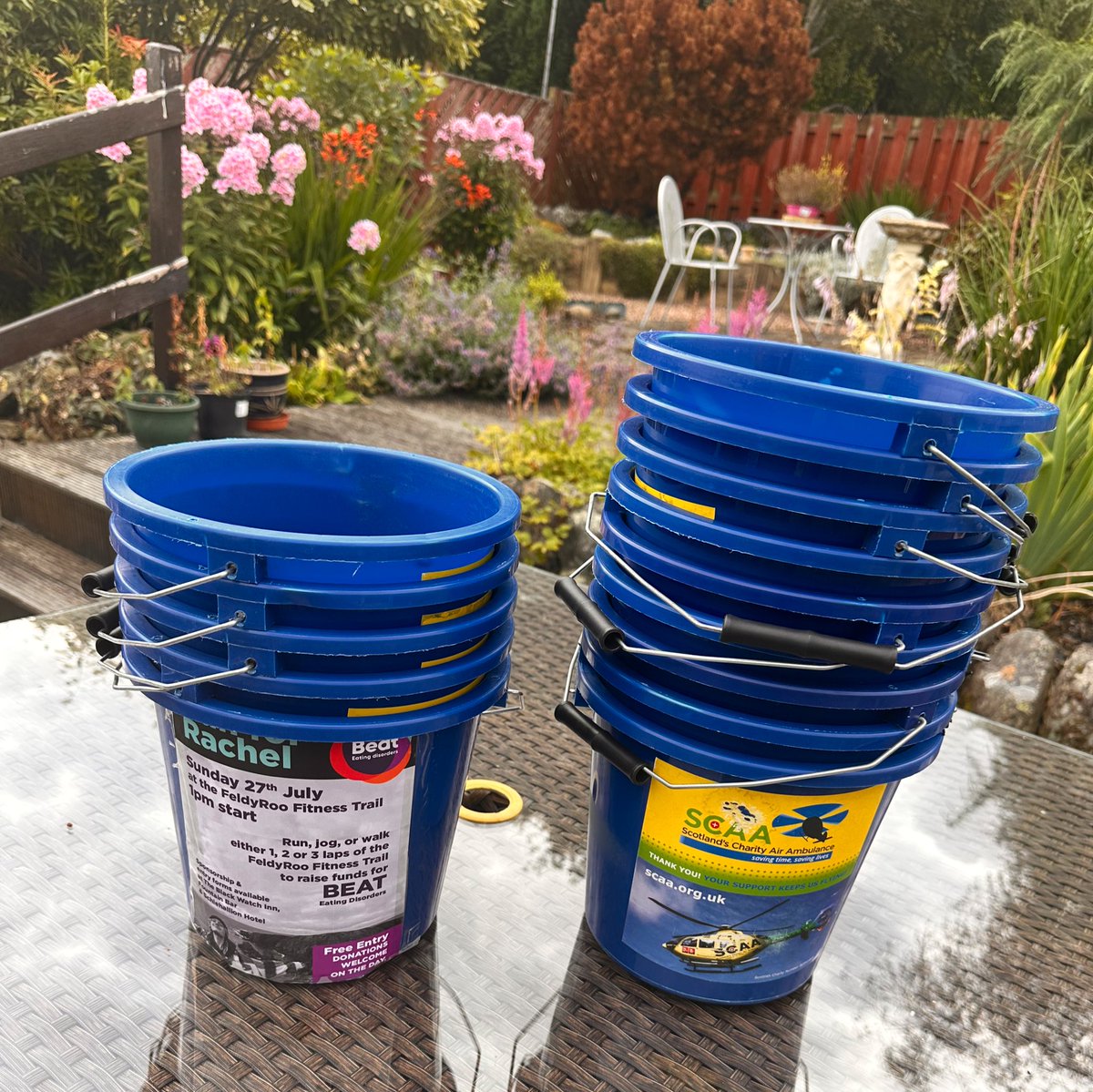 Many thanks to friends from <a href="/ScotAirAmb/">SCAA</a> for the loan of collection buckets for the #RunforRachel , they were certainly well used! Thanks all ❤️🙏🏻