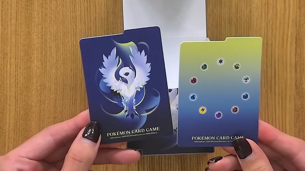 実物公開】 8月1日(金)発売の「デッキケース with elegance