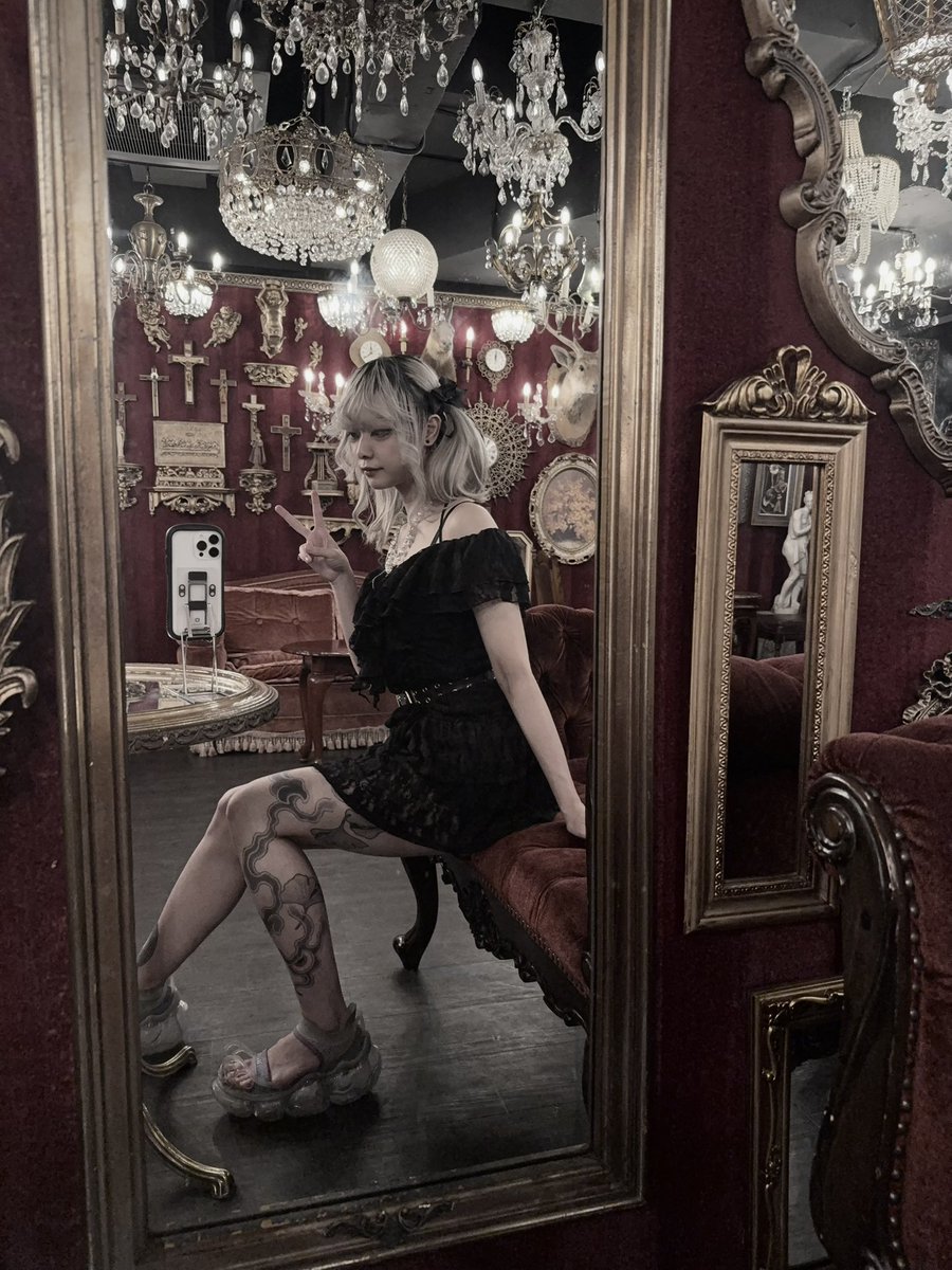 7月29日！火曜日！
シーシャバーラビアンローズOpen致しました！
本日はえだまめ眼🫛が皆様のご来店をお待ちしてます🙌🙌