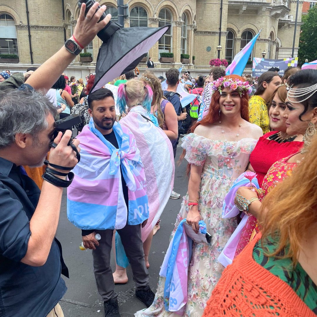 Micro Rainbow (@microrainbow) on Twitter photo On Saturday, our community of LGBTQI refugees and asylum seekers joined over 100,000 trans+ people and allies to march in the historic <a href="/transprideldn/">Trans Pride London</a> ๐ณ๏ธโโง๏ธ
Thank you to the organisers, volunteers and everyone who showed up to defend the right of the trans+ community. On Saturday, our community of LGBTQI refugees and asylum seekers joined over 100,000 trans+ people and allies to march in the historic <a href="/transprideldn/">Trans Pride London</a> ๐ณ๏ธโโง๏ธ
Thank you to the organisers, volunteers and everyone who showed up to defend the right of the trans+ community.