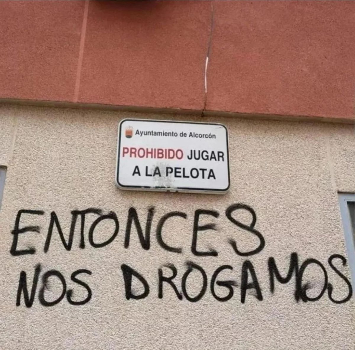 chincheto pirata somali (@wikipistacho) on Twitter photo 