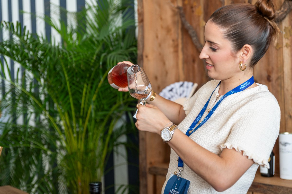 🍷 Monte das Herdades enriched the event with their fine wines, bringing elegance and flavour to the Mirpuri Foundation Sailing Trophy festivities. A perfect pairing for the weekend’s celebrations!

#MFST #RacingForTheOcean #MonteDasHerdades #WineAndSailing

📸 Carolina Marinho