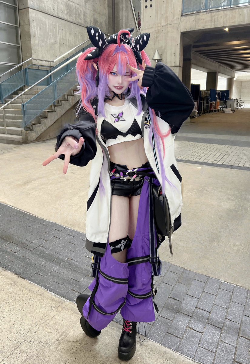 綺々羅々ヴィヴィ cos