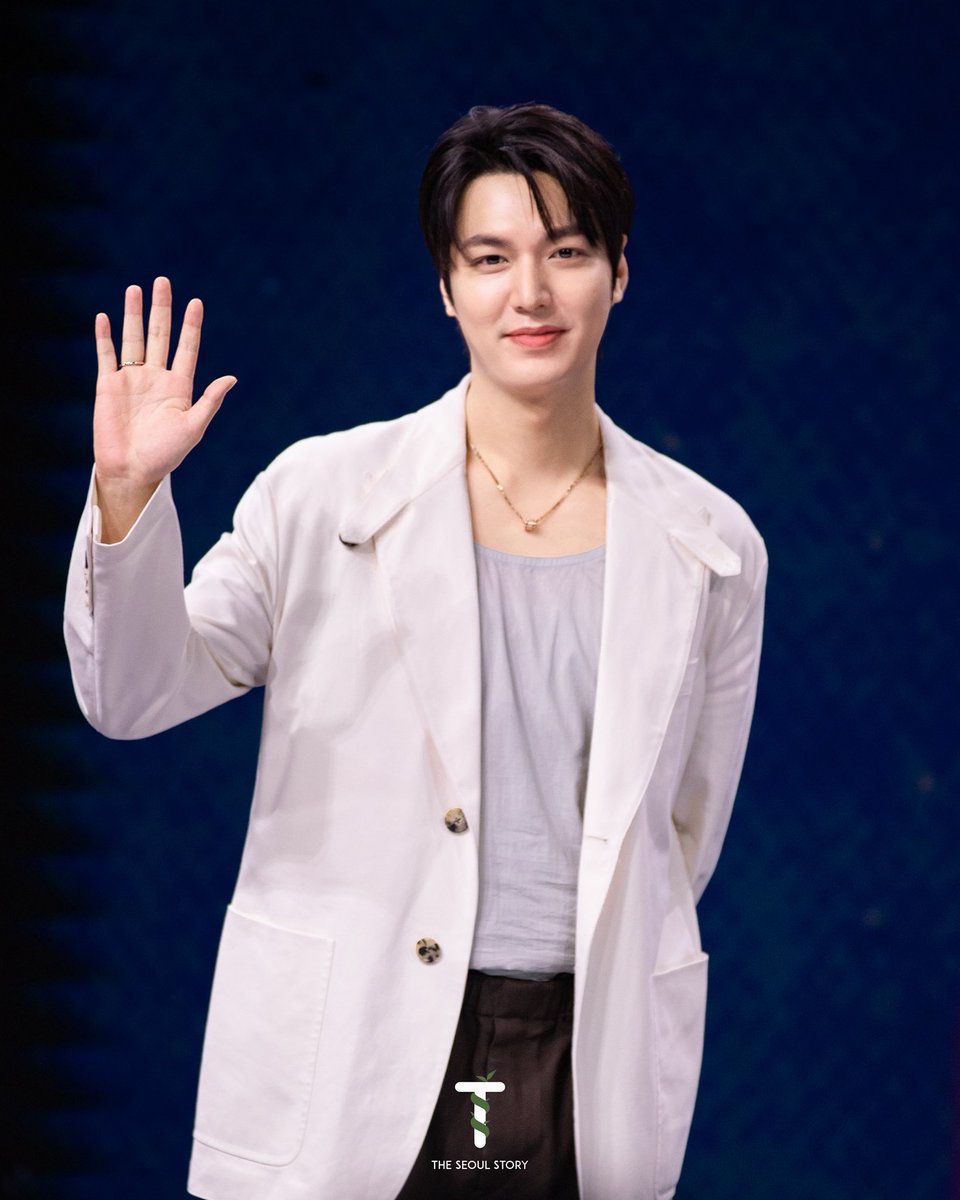 amorelmh's tweet image. he is breathtakingly beautiful 🤍
#leeminho #OmniscientReaderTheProphecy