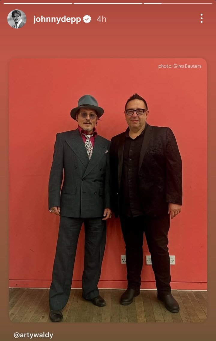 johnnydeppfiles's tweet image. New photo of Johnny Depp via IG Stories 👔