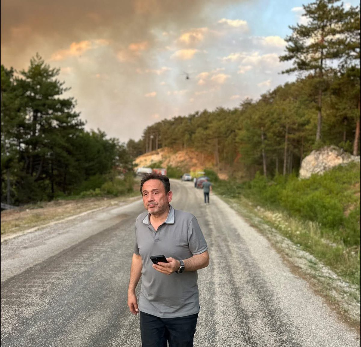 Aladağ Kahramanlarımıza minnet ve şükranlarımızı sunuyoruz!

Kahyalar köyü kırsalında akşam saatlerinde başlayan orman yangınına;

🚁 4 helikopter,
🚒 174 kara aracı ve
🧑‍🚒 481 kahraman personelimiz
canla başla müdahale etti.

Yangın büyük ölçüde etkisini yitirse de, ormanlarımızı