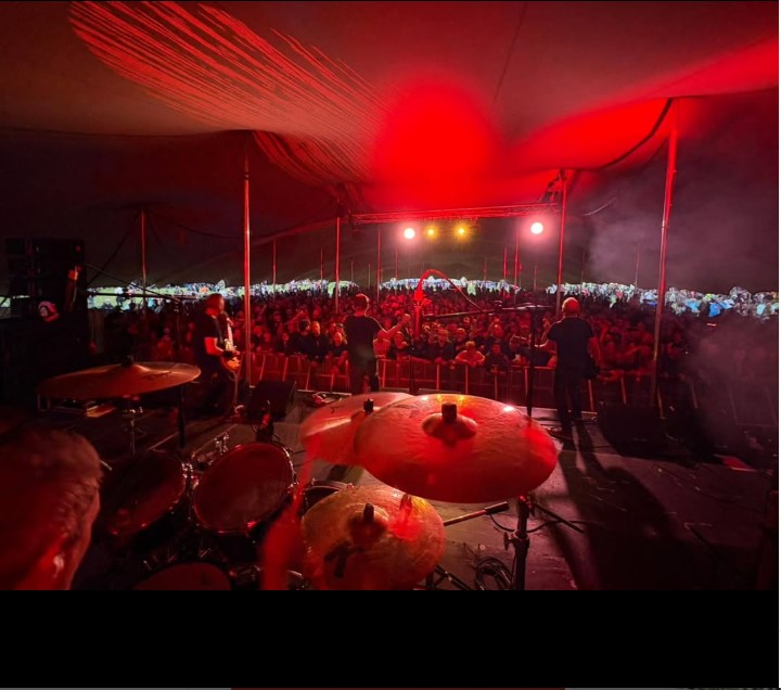 kerbdogofficial's tweet image. To all the gang who came to see us on Sat @forest_fest you made our weekend and gave our ego's a right awl boost. 🙏