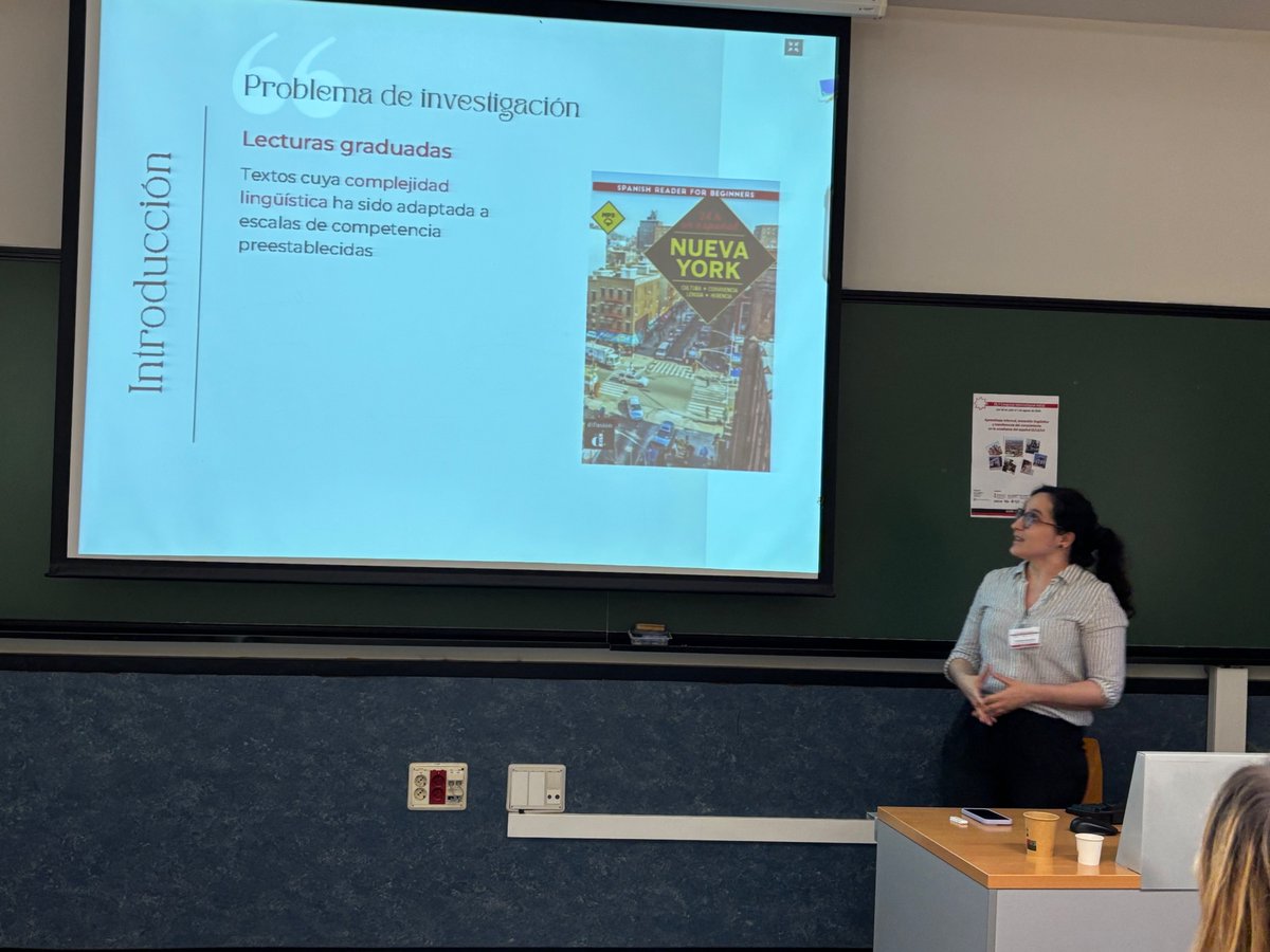 Medición de la progresión de la complejidad lingüística  en materiales de lectura para aprender español
Inmaculada López-Solà (Univ. Pompeu Fabra, España)
#ASELE2025