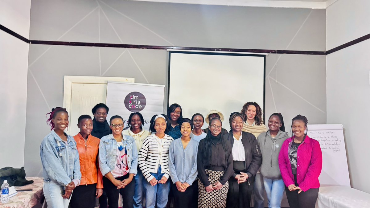 zimgirlscode's tweet photo. We had a warm and insightful fireside chat, with most participants studying Computer Science as a major.   
@Qabu Ndlovu (Computer Science Academic &amp; Coder) , presented 5 shifts in  AI Revolution and it stuck with us, we are now the creators of tech! #AIforAfrica https://t.co/3x15vWcpLV
