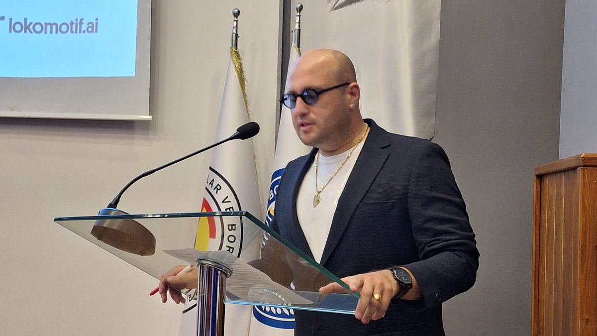 Bodrum’da Yapay Zeka Buluşması

BOTAV'ın organizasyonu ve Bodrum Belediyesi-BODTO iş birliğiyle 18 Haziran 2025 tarihinde düzenlenen, yapay zeka uzmanı Fatih Güner'in konuşmacı olduğu“Bodrum’da Yapay Zeka Buluşması”, profesyonelleri ve teknoloji meraklılarını bir araya getirdi.