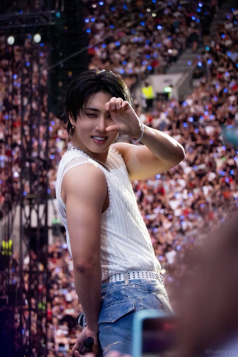 hourlyhjs's tweet image. 