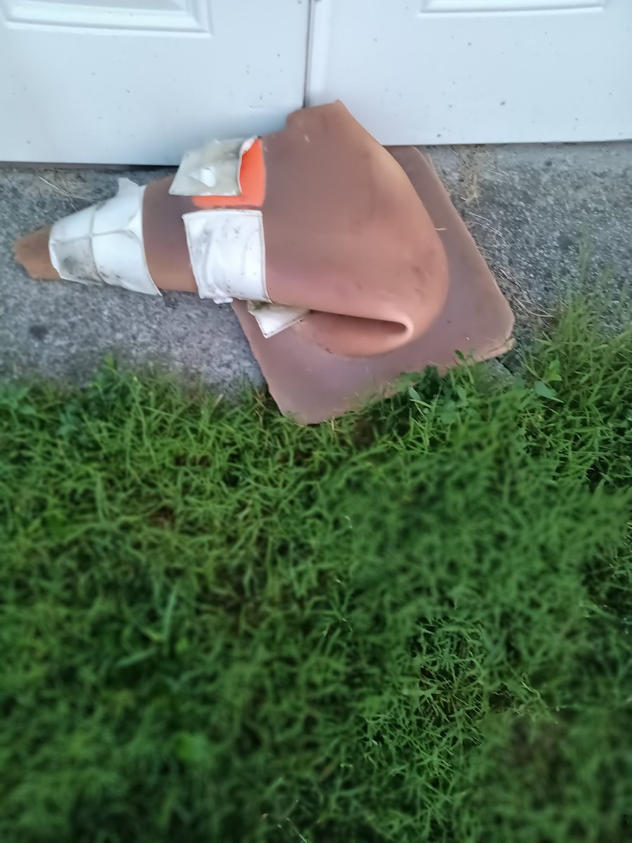 Good morning! Stay hydrated because it's going to be a hot one! It's been so hot in Ohio that it melted my traffic cone 🤣🤣🤣 I do have to say it is old as hell. Everyone have a wonderful day!!