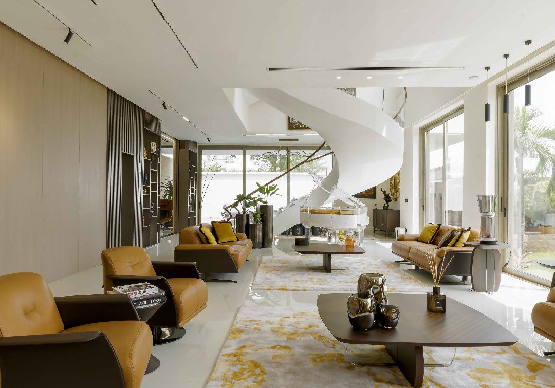 ArchPose's tweet photo. The Lantern House by Oshinowo Studio in Ikoyi #lagos 

Read more on https://t.co/DbwXq0HTjg 

#archposé #architectureinafrica #architectureinnigeria #tropicalmodernism #architecturalphotography #archilovers #naija #arquitecto https://t.co/q3I39acXnb