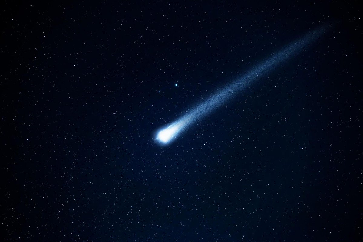 clarkkarmstrong's tweet image. 3I/ATLAS. Let’s talk about it.
It’s simply a comet, as observed
but deep down, we’re hoping it’s an extraterrestrial shutter,
or something reaching out for first contact. It's not the fact it's what we are hoping for.