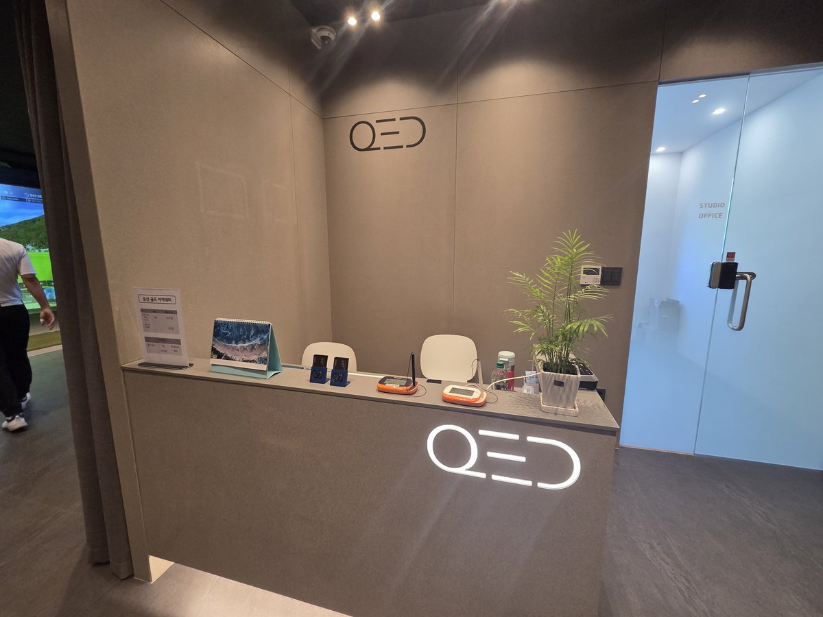 Proswing_Inc's tweet image. 대전 둔산골프아카데미 #스윙플레인2.0
확실한레슨~ 1:1 밀착집중레슨
궤도링으로 올바른 스윙궤도와 리듬을 만들어 드립니다.

제품문의:1899-6637
proswing.kr
#골프연습머신 전문제조 프로스윙

#골프궤도레슨 #골프자세레슨 #공치는골프링 #드라이버스윙교정기 #아이언스윙교정기