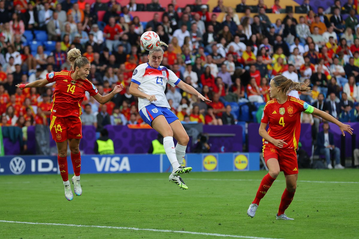 Sunset+Vine tweet media