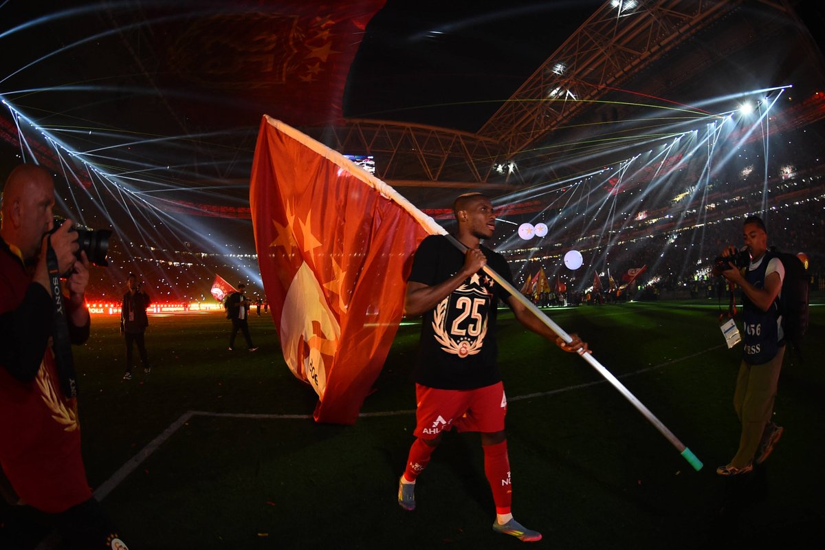 🚨 Victor Osimhen, cumartesi günü RAMS Park'ta olacak. (Haluk Yürekli)