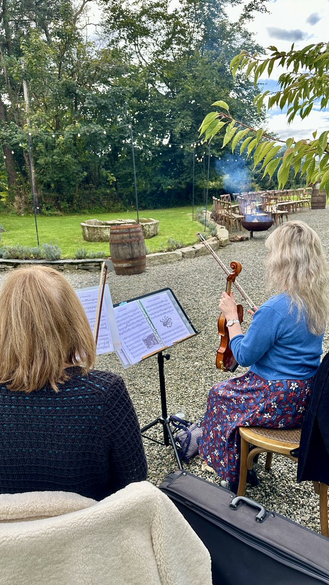 classicstrings's tweet image. Our Trio will be playing for a wedding at Boconnion this weekend! We will be performing some popular classical pieces followed by our exclusive mix of rock, pop and film music 🎻
#cornwallwedding