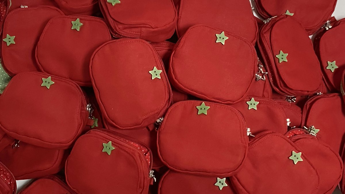 [2차] 완전, 토마토! 카드지갑 배송 일정 안내🍅

안녕하세요! 또바기마을입니다:)

완전, 토마토! 카드지갑은 예정대로 8월 1일부터 순차적으로 출고하여, 8월 안으로 전체 출고 완료될 예정입니다.

예정보다 제작 기간이 단축되어서 8월 중순쯤에는 전부 받아 보실 수 있으실 것 같습니다...!