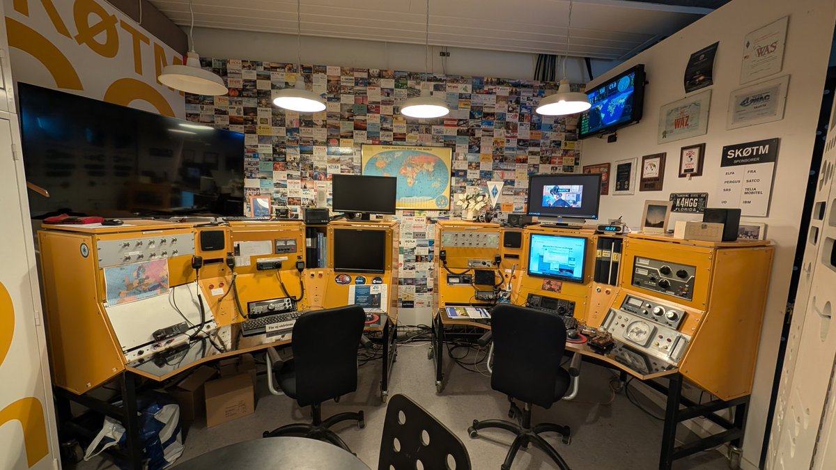 ea3ifh's tweet photo. Just visited Tekniska Museet (Science Museum) in Stockholm and realized that there is a radioclub inside. Sadly, it's closed.
#SK0TM https://t.co/zcYQC96is9