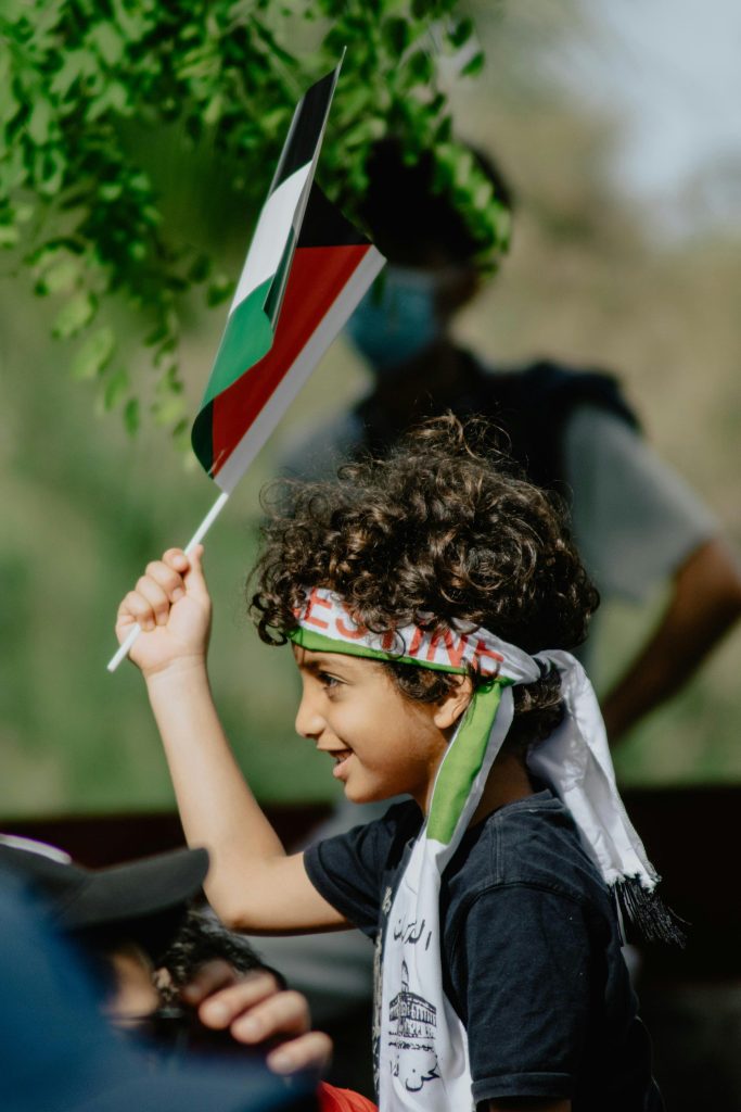 Mari Posa ❤️🤍💙 (@mari_posa_1607) on Twitter photo Nos solidarizamos con la lucha del pueblo palestino por su libertad y autodeterminación, y llamamos a un alto al fuego permanente que ponga fin a la violencia sistemática en su territorio.
¡Palestina resiste! 🇵🇸✊
<a href="/Latido_Izquierd/">Latido Izquierdo</a>
<a href="/IzquierdaPinera/">🇨🇺IzquierdaPinera❤️</a>
<a href="/DeZurdaTeam_/">DeZurdaTeam 📳</a> Nos solidarizamos con la lucha del pueblo palestino por su libertad y autodeterminación, y llamamos a un alto al fuego permanente que ponga fin a la violencia sistemática en su territorio.
¡Palestina resiste! 🇵🇸✊
<a href="/Latido_Izquierd/">Latido Izquierdo</a>
<a href="/IzquierdaPinera/">🇨🇺IzquierdaPinera❤️</a>
<a href="/DeZurdaTeam_/">DeZurdaTeam 📳</a>