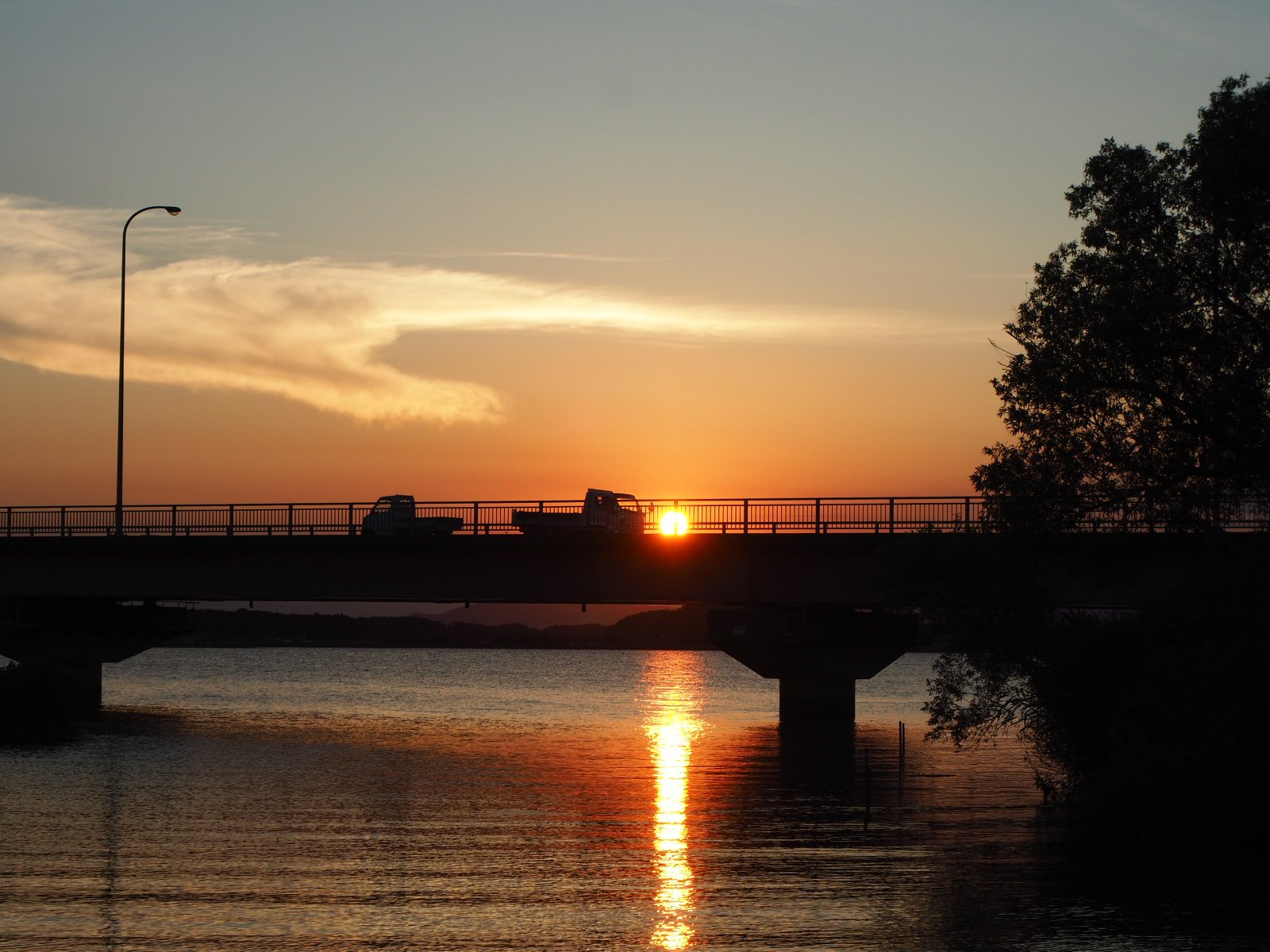 夕暮れの橋 91bzzGyGHjL._UF894,1000_QL80_.jpg