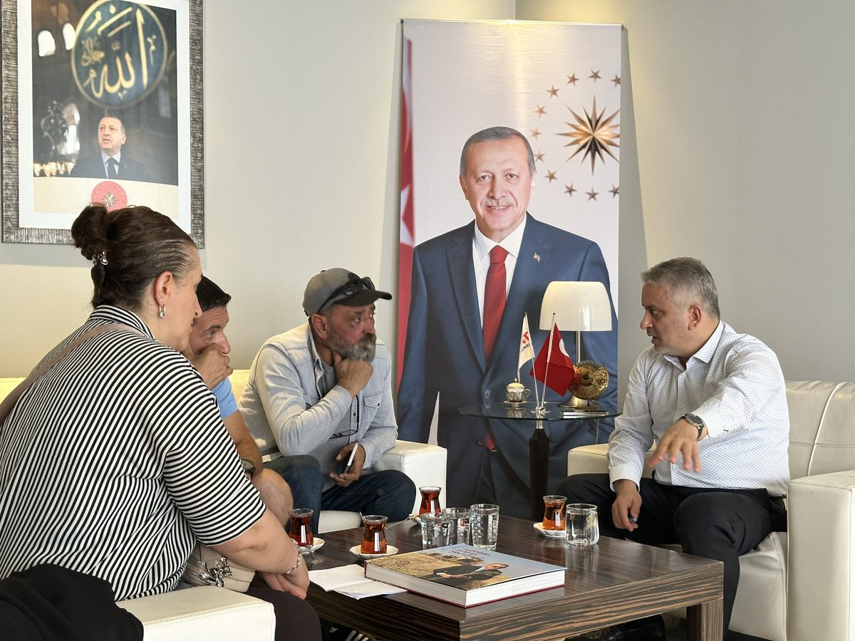 📍İnegöl

Hemşehrilerimizle her fırsatta bir araya gelmeye talepleri ve önerileri üzerine hasbihal etmeye devam ediyoruz…