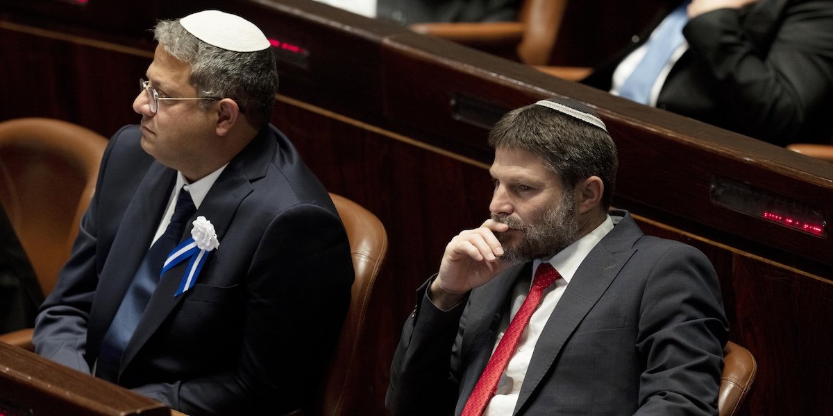 🚨I Paesi Bassi si uniscono alla Slovenia e dichiarano Smotrich e Ben-Gvir persone non grata per le loro dichiarazioni genocide sulla Striscia di Gaza, impedendo loro in futuro di entrare nel paese. La differenza, significativa: l'esecutivo olandese è a trazione di centro-destra.