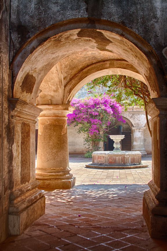 MozartCultures's tweet photo. antigua vibes, guatemala https://t.co/F5NtDMQcG6