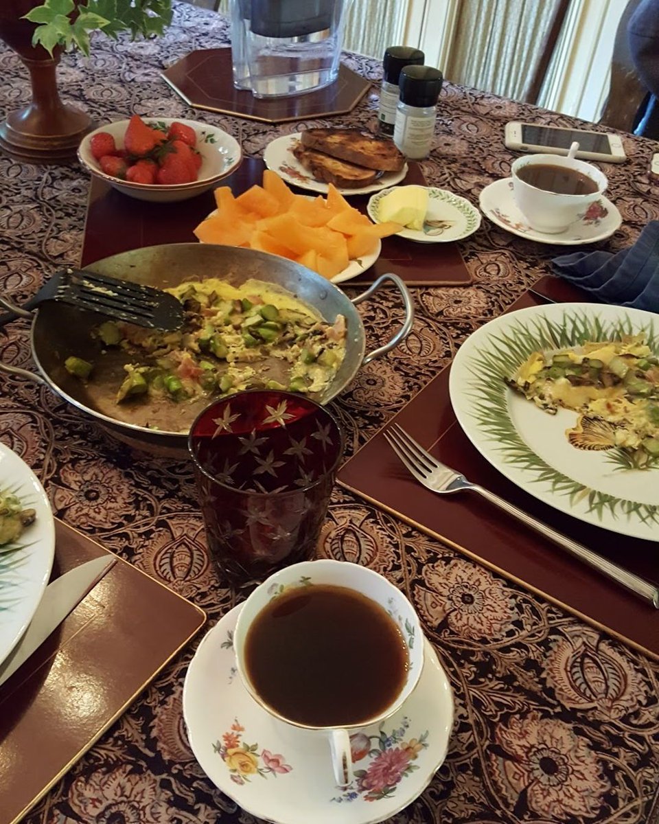 Breakfast is just the thing! Good coffee and good company is a great start to a wonderful day!!!! TheQueenBean.com - Ft15 for 15% off!