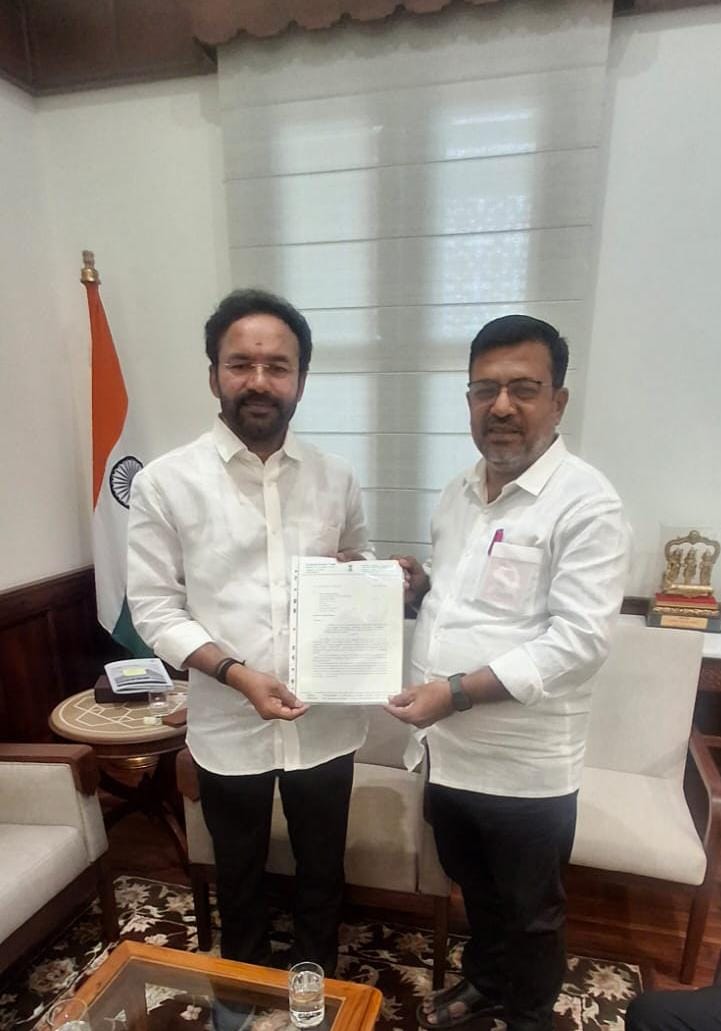 sachi4dgl's tweet image. பழனி பகுதியில் மாலிப்டினம் தாது எடுக்கும் சுரங்கம் அமைக்கக்கூடாது என ஒன்றிய நிலக்கரி மற்றும் சுரங்கத்துறை அமைச்சர் கிஷன் ரெட்டியை சந்தித்து  வலியுறுத்தினேன்.