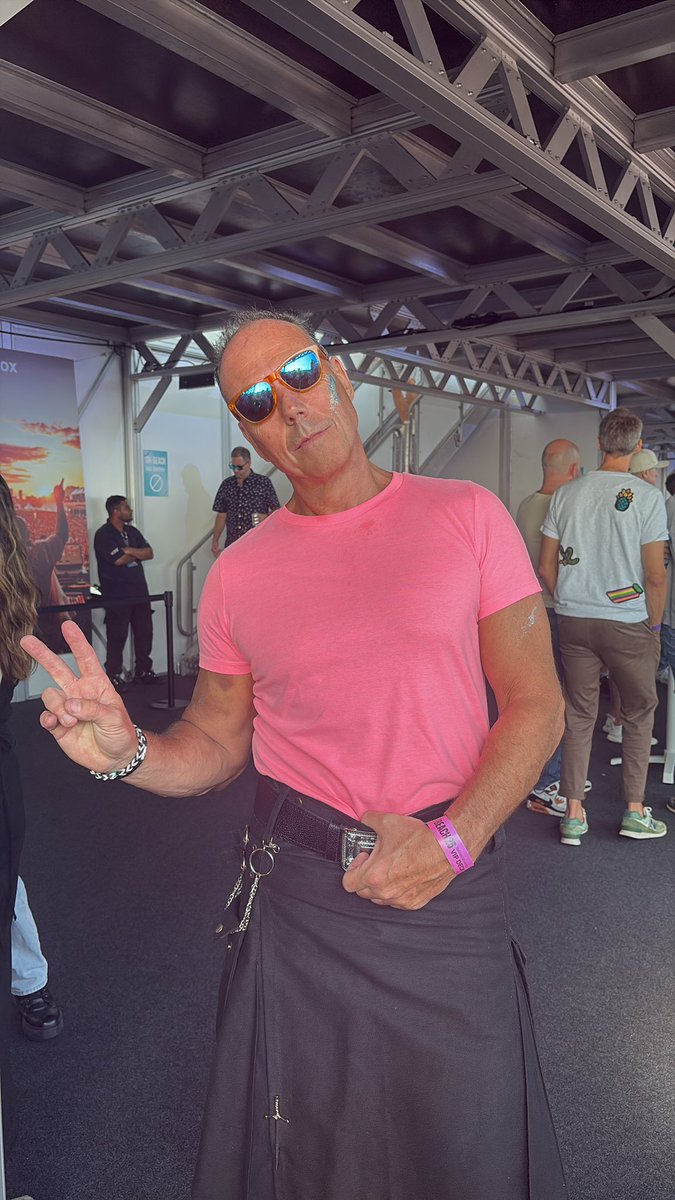 Stuart Hosking tweet media