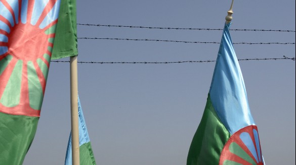 Mañana nos sumamos al acto de conmemoración del Samudaripen en <a href="/MSocialGob/">Ministerio de Derechos Sociales, Consumo y A2030</a>  para honrar y recordar a las víctimas gitanas, especialmente a las víctimas del Holocausto y de la Prisión General de Gitanos. Se podrá seguir por streaming a las 11.30h youtube.com/live/boTEuJUsJ…