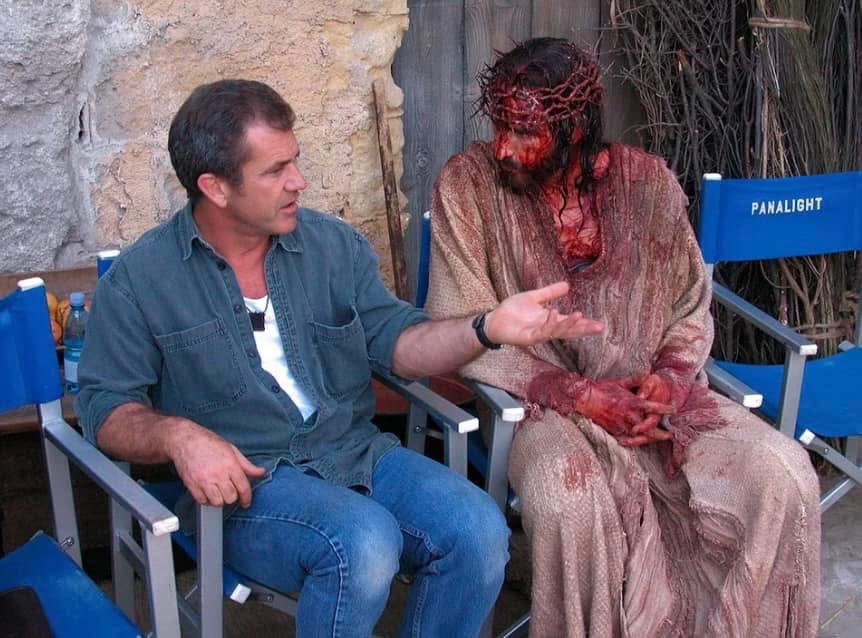 Kuvassa koko kesän töitä painanut suomalainen mikroyrittäjä kuuntelemassa palkansaajaa miten rankkaa on kun neljän viikon palkallinen loma on ohi ja pitäisi taas palata arkeen.

Älkääkä ruvekko kiehuun siellä kommenttiosiossa. Mulla on oikeus kerran vuoteen postata tämmönen! 😅