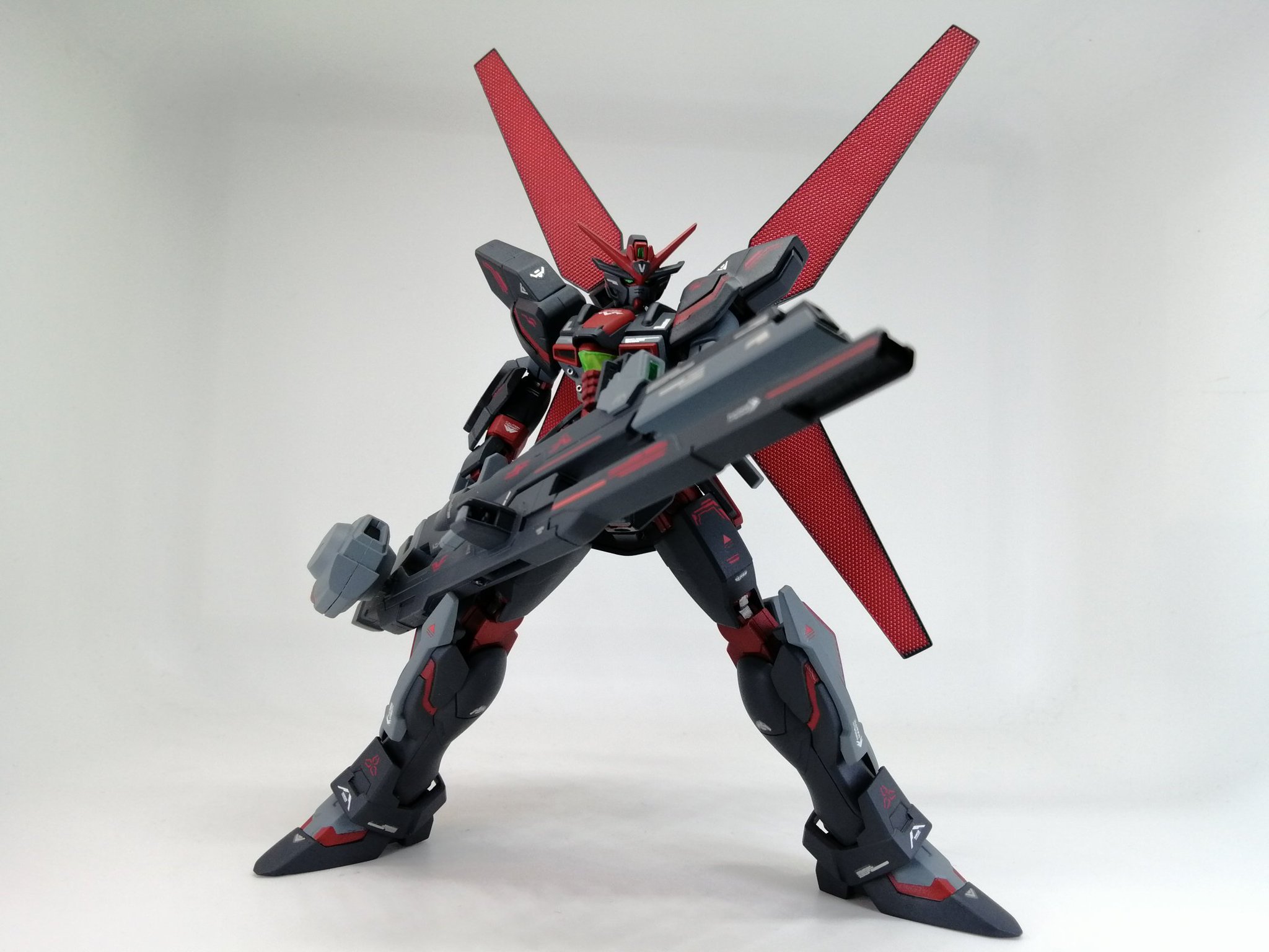 ユーキ枠 塗装依頼品 / オリジナルガンプラ作品 PG zガンダム改修塗装完成品｜kenshira0123さんのガンプラ作品