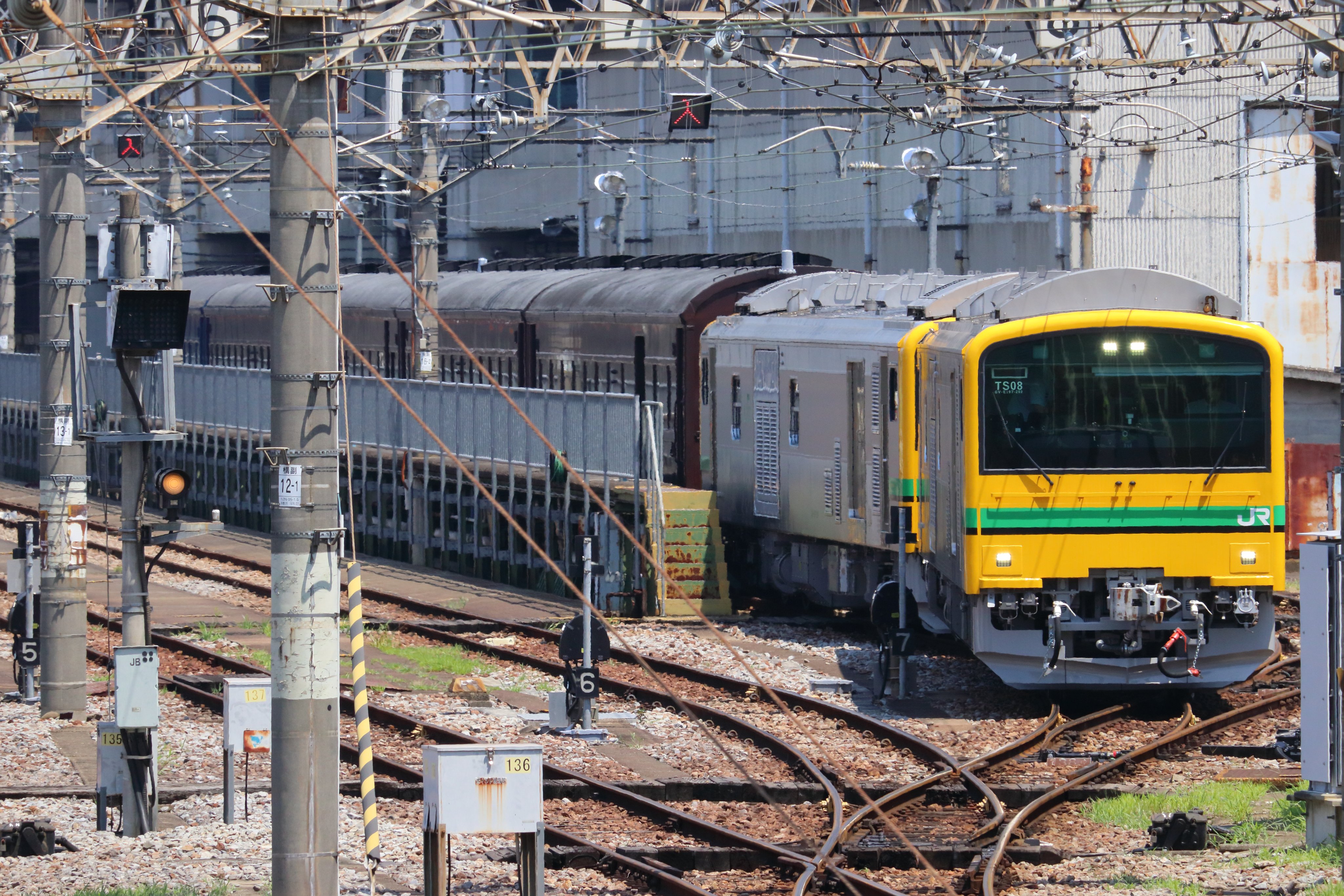 アニメ・車・列車メンコ 12枚セット Osaka Metro66系未更新車(堺筋線12編成)基本4両セット｜製品を
