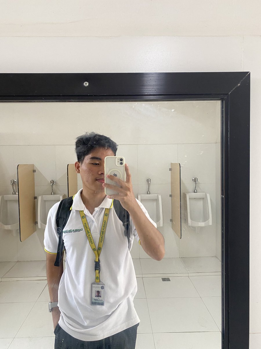 ejejelo's tweet photo. School boy 👱‍♂️ https://t.co/2cefrsV9R2