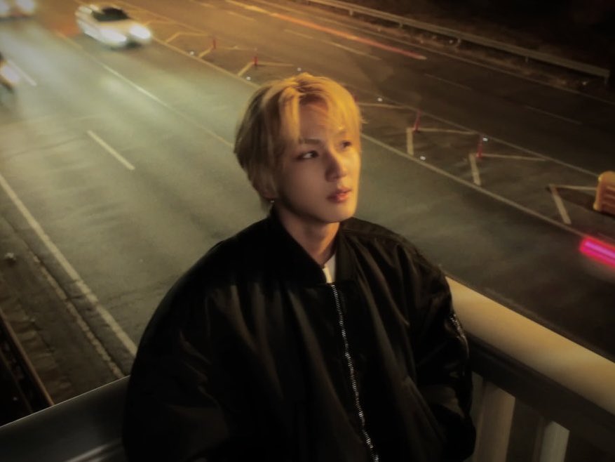heesocean's tweet photo. always ; jaywon au.

quando minho mantém jungwon perto, puxa seu corpo e diz as palavras que ele precisa ouvir, jongseong deseja mais do que tudo ser ele e poder dizer para o yang que o amaria para sempre. https://t.co/Q6Ja7aENcV