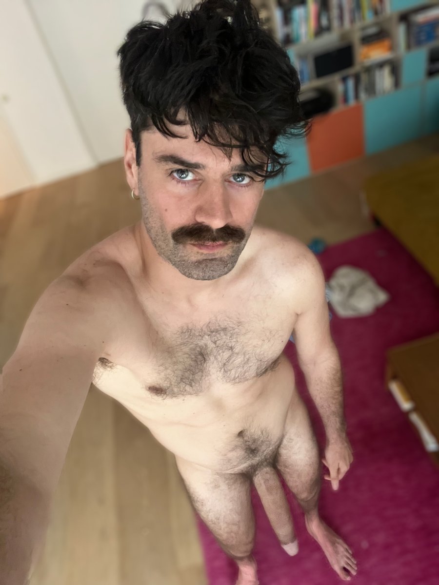 I’M IN AMSTERDAM THIS WEEK! 😈 DM FOR COLLABS 🍆🥵