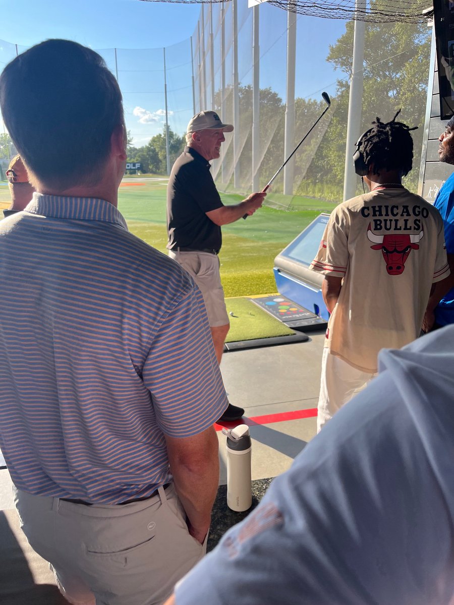 SpOlympicsMA's tweet image. 🏌️‍♀️⛳️ Last week, @Topgolf welcomed Special Olympics MA athletes for the first session of the Learn to Golf program! We’re excited to kick off the season and build skills together on the range. #SpecialOlympicsMA #LearnToGolf #ChooseToInclude #Topgolf #Golf