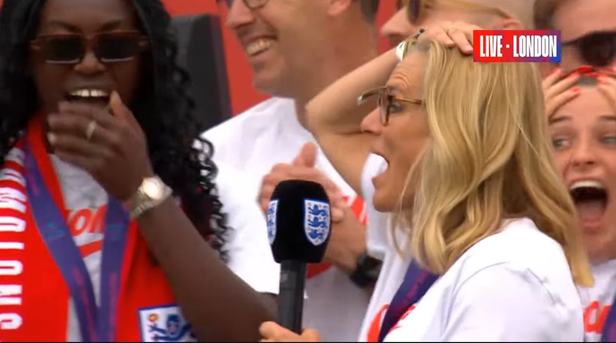 Girls on the Ball tweet media