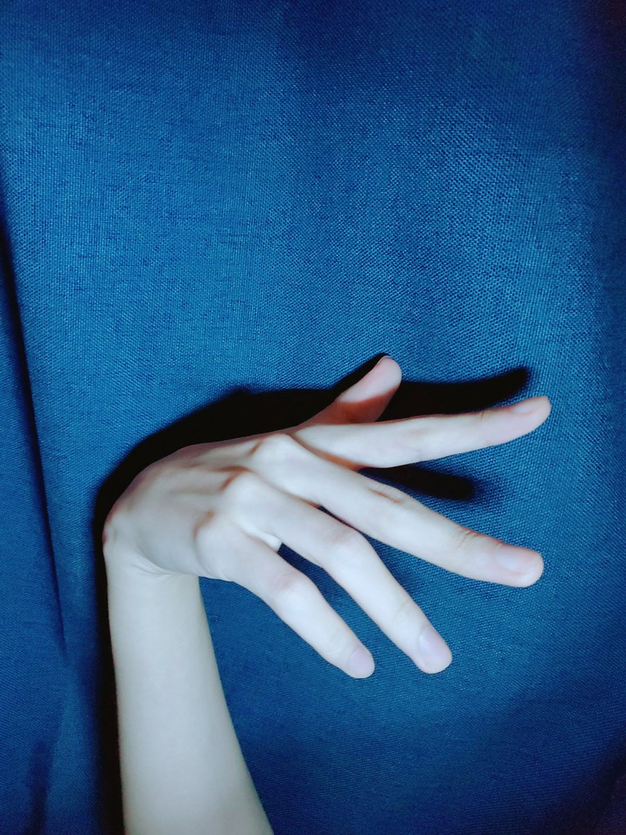 ZONE_B_hand's tweet photo. #イラスト参考 https://t.co/3QtaGI3FNq