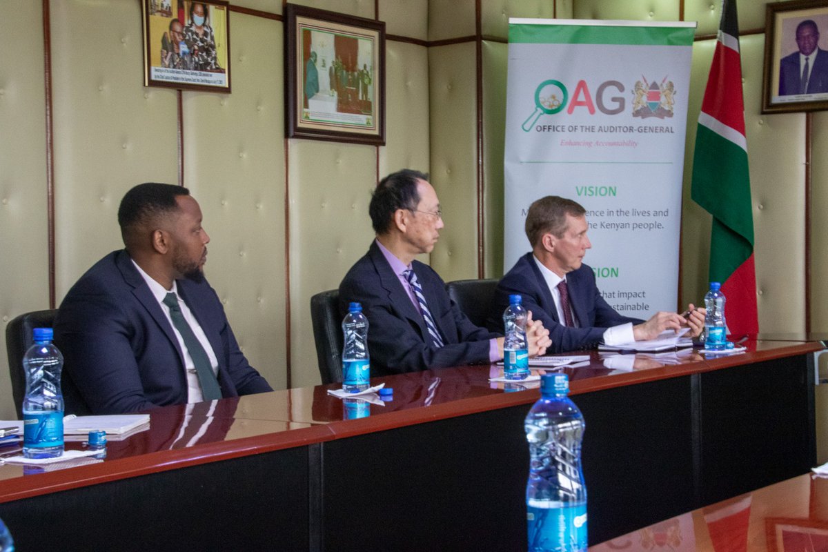 A delegation from the International Monetary Fund (IMF) and The National Treasury visited the Office of the Auditor-General (OAG) to discuss issues relating to public sector auditing.

#EnhancingAccountability