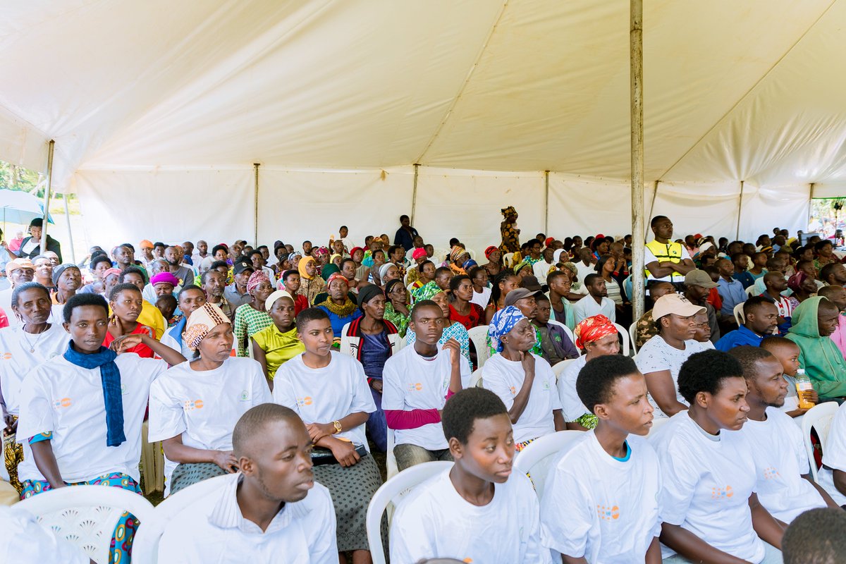 “Youth are not just the future, they are the present. Rwanda’s demographic dividend—the economic growth possible when the working-age population is larger than the dependent population—can only be unlocked through health &amp;economic investment.”
Rep. <a href="/DrAdelakin/">Dr. O. Adelakin</a> #PopulationDay2025