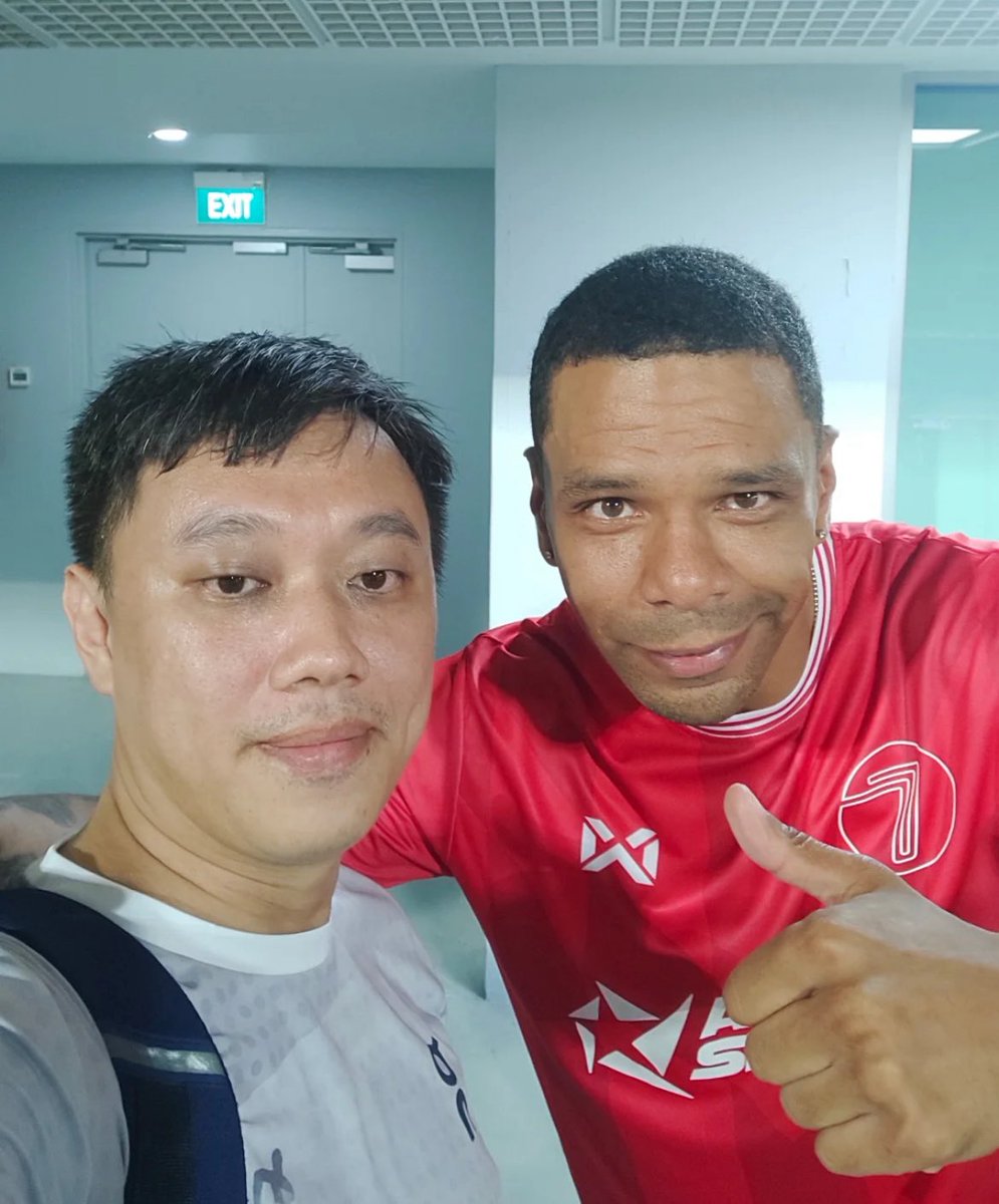 Julian Bennett (@b13nnt) on Twitter photo Forest Reds <a href="/Soccer7sSeries/">Soccer7sSeries</a> 🇸🇬 has been amazing, see you guys next year ❤️
#NFFC #COYR #SOCCER7sSERIES Forest Reds <a href="/Soccer7sSeries/">Soccer7sSeries</a> 🇸🇬 has been amazing, see you guys next year ❤️
#NFFC #COYR #SOCCER7sSERIES